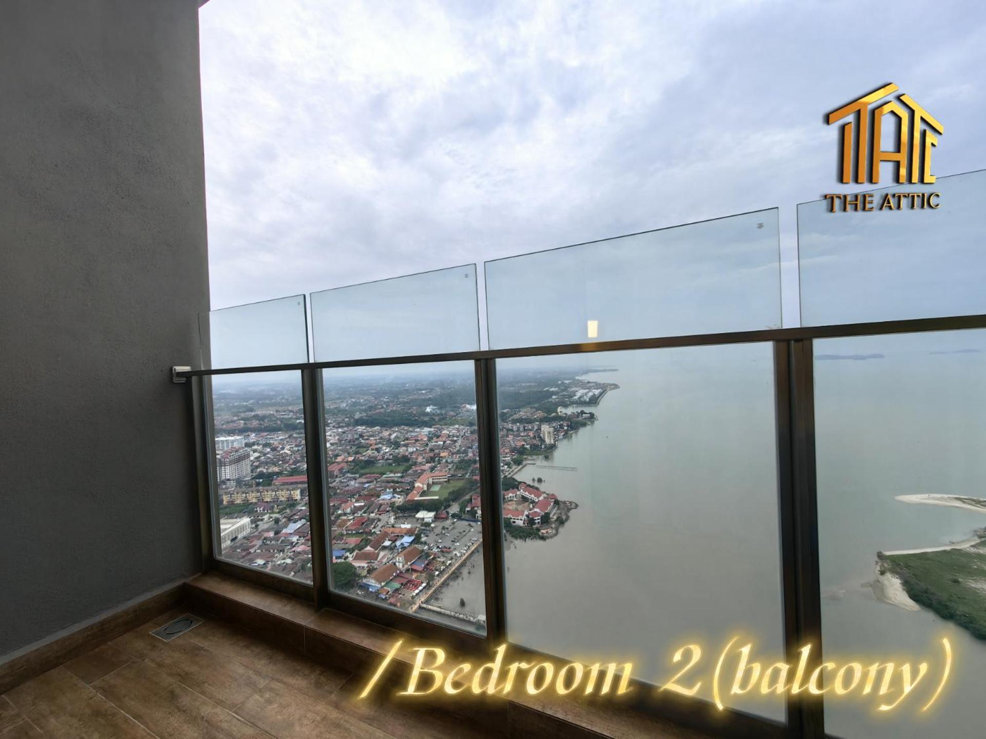 Attic Silverscape & Jonker *