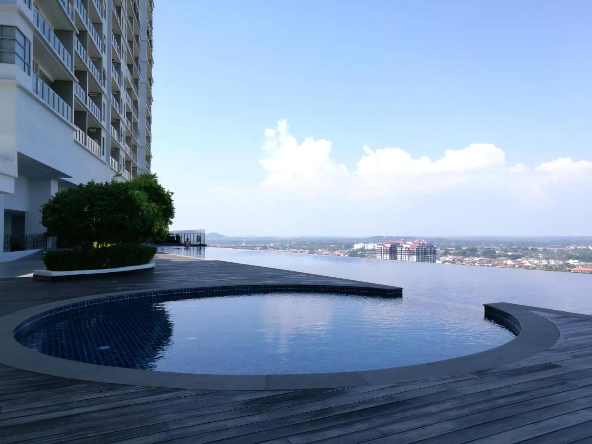 Attic Silverscape & Jonker * Malacca