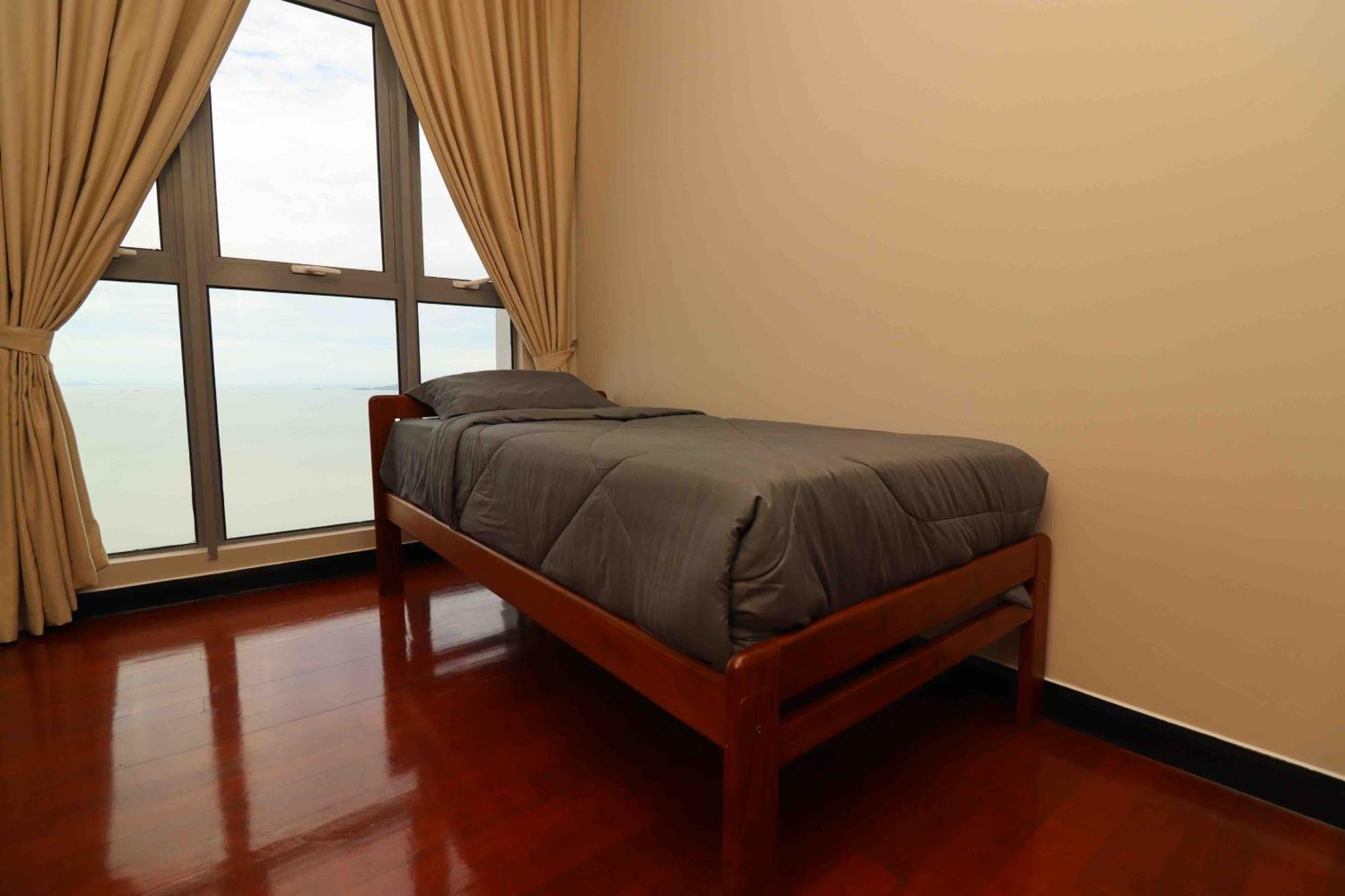 Aparthotel Attic Silverscape & Jonker *